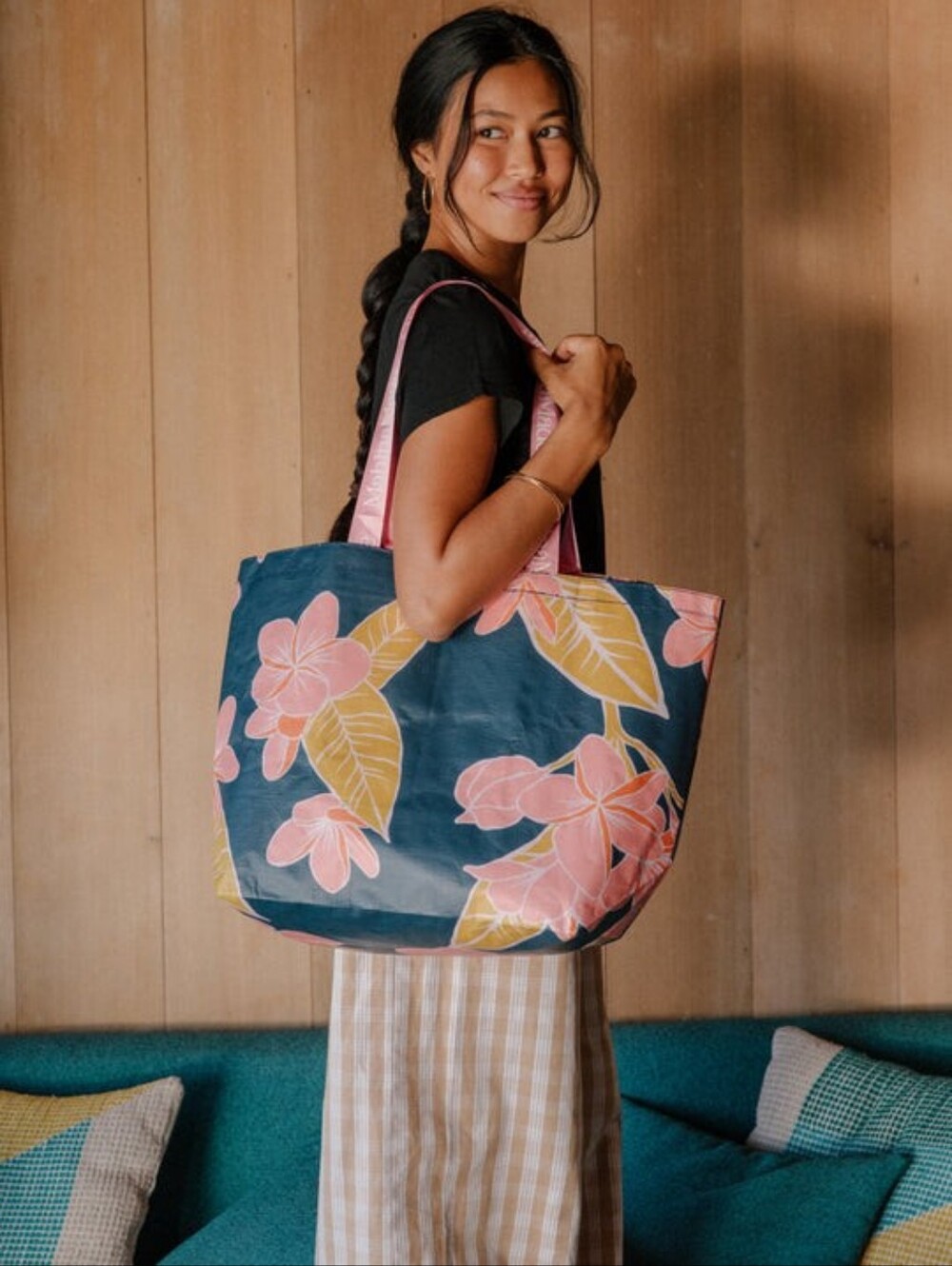 New Mahina Made 'Eke Pa'a Navy Plumeria Durable Coated Tote Bag MahinaMade